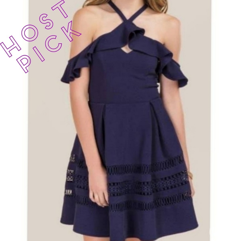 HP 🎉 Francesca's Boutique Catarina Y-Neck Fit & Flare Cocktail Dress